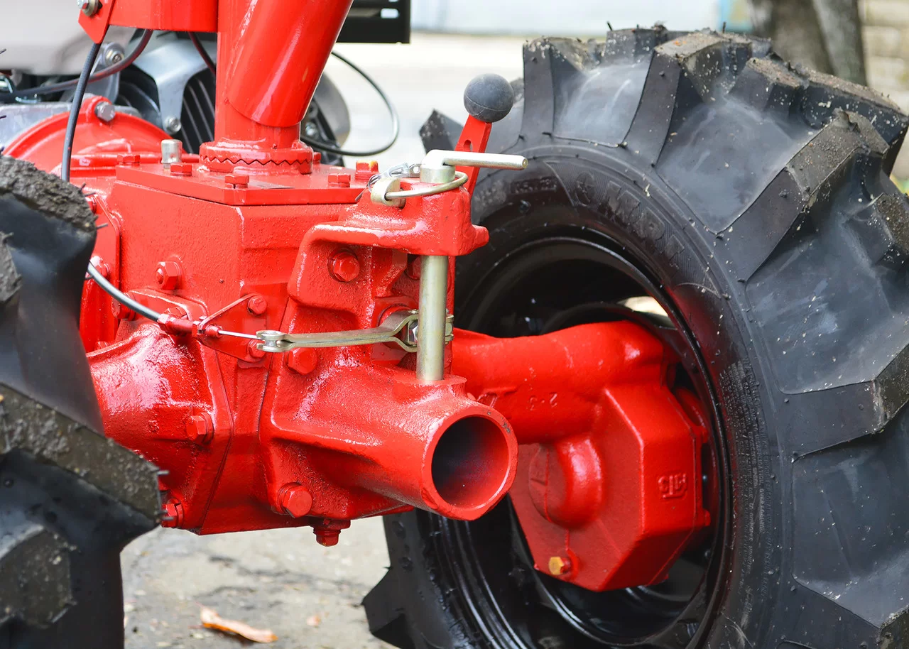 Мотоблок Мтз Беларус 08н (13 Л.с., Вом; Шины Mrl 6 X 12 ) с двигателем Honda Gx390