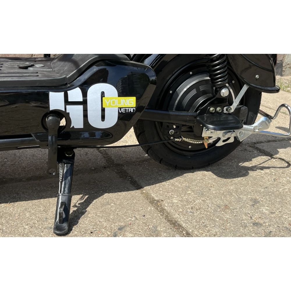 Электроскутер VETRO ASKA 48V12Ah