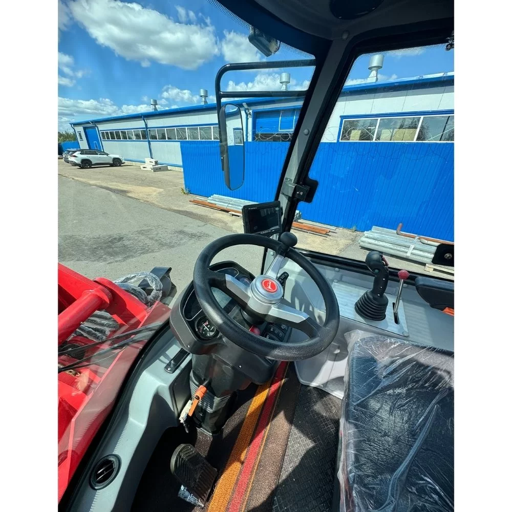 Купить фронтальный погрузчик Rossel R-1500 Фронтальный погрузчик Rossel R-1500
