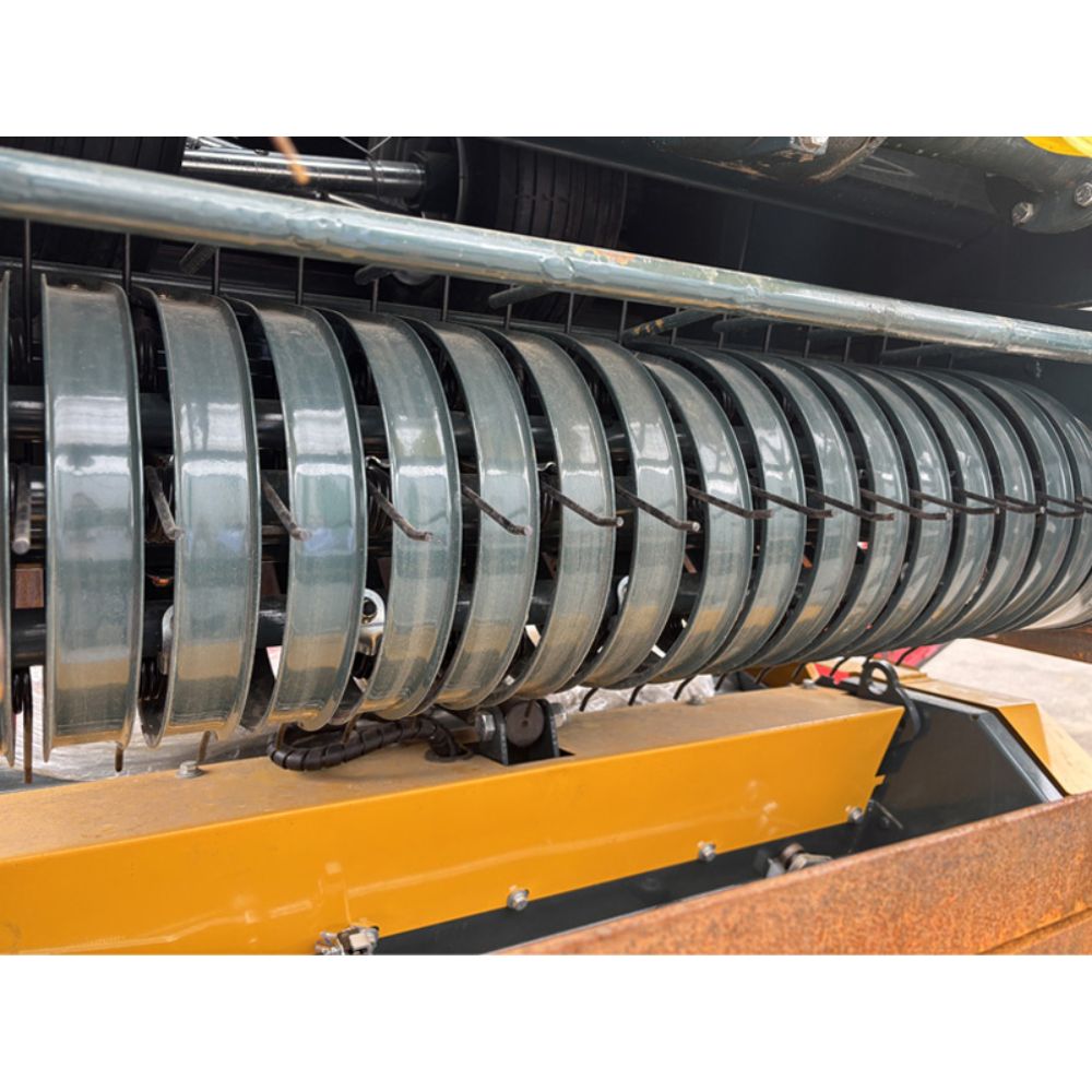 Пресс-подборщик Уралец RXYK 0910