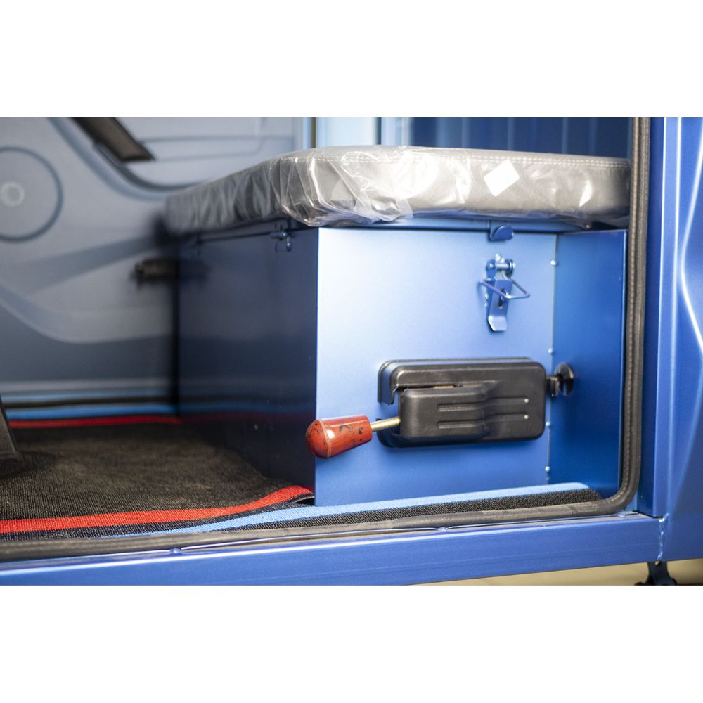 Купить грузовой электротрицикл Rutrike КАРГО Кабина 1500 60V1000W Грузовой электротрицикл Rutrike КАРГО Кабина 1500 60V1000W