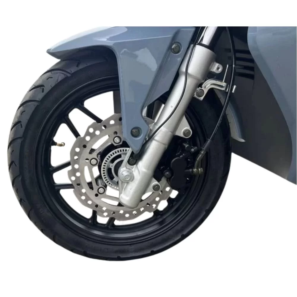 Купить макси-скутер Sprmotors ADV MAX 150 CDI 49сс Макси-скутер Sprmotors ADV MAX 150 CDI 49сс