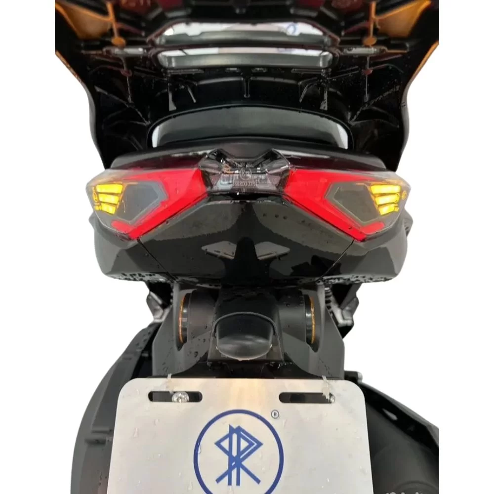 Скутер Sprmotors city-MAX 180 EFI 49сс