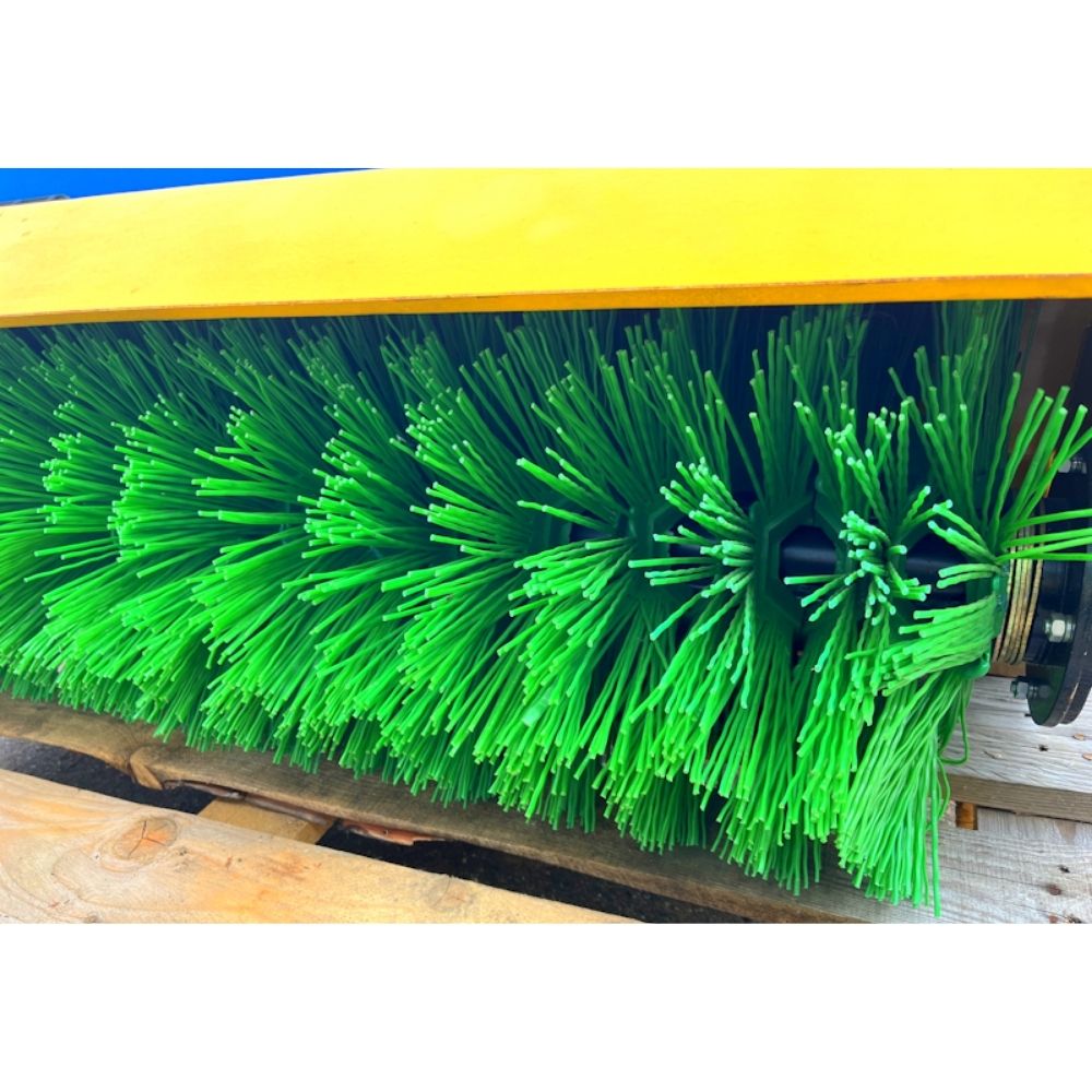 Щетка коммунальная МТЗ ЩК-00.010М